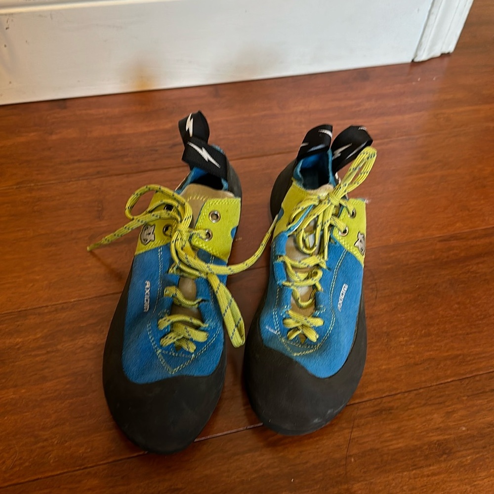 Evolv X1 Axion Climbing Blue/Green/Black Size 7m